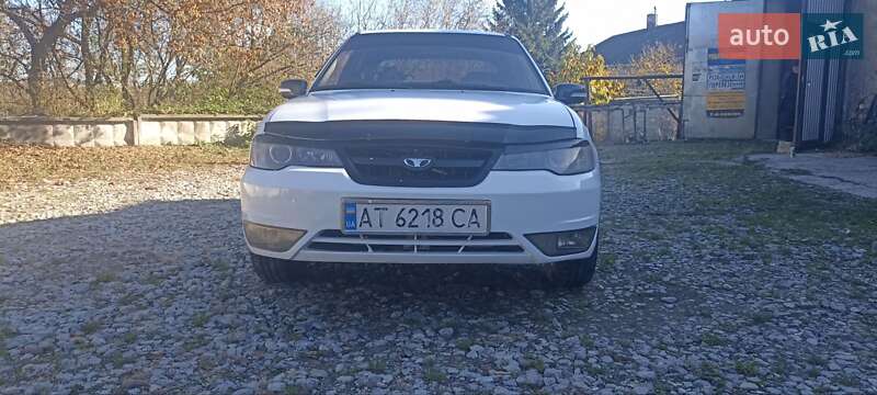 Седан Daewoo Nexia 1996 в Городенці