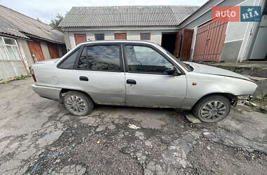 Седан Daewoo Nexia 2008 в Шумске