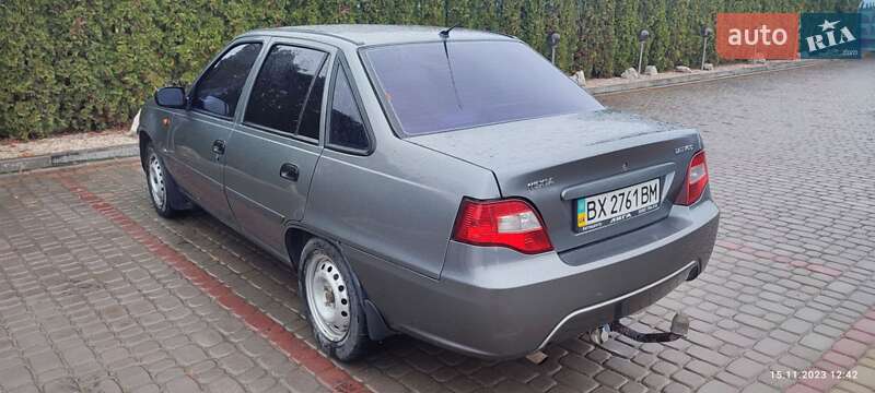 Седан Daewoo Nexia 2013 в Дунаевцах