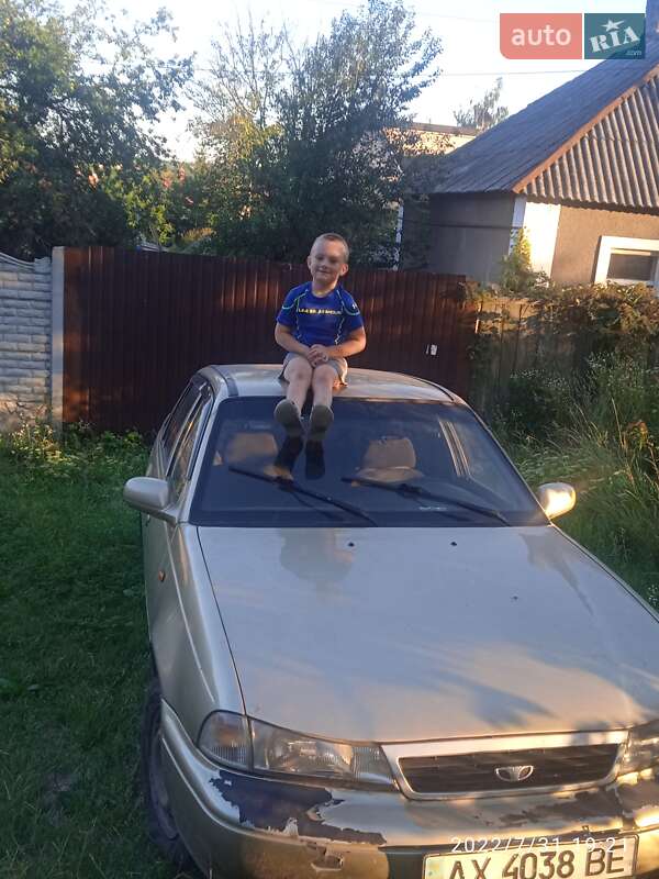 Седан Daewoo Nexia 2007 в 