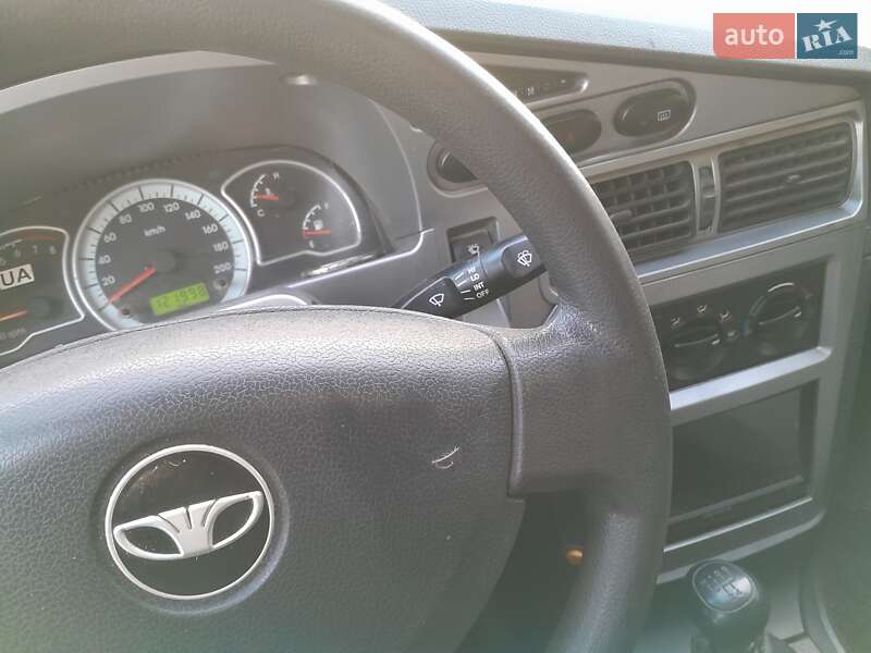 Седан Daewoo Nexia 2008 в Камне-Каширском