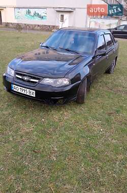 Седан Daewoo Nexia 2011 в 