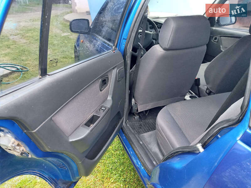Седан Daewoo Nexia 2010 в Косове