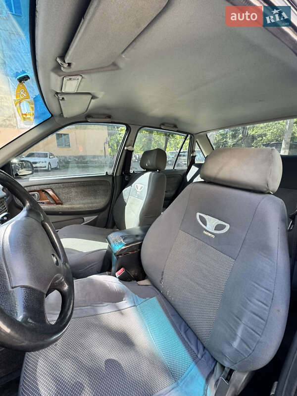 Седан Daewoo Nexia 2004 в Першотравенську