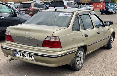 Седан Daewoo Nexia 2007 в 