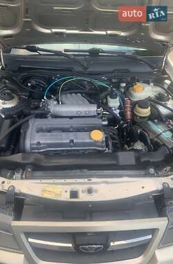 Седан Daewoo Nexia 2008 в 