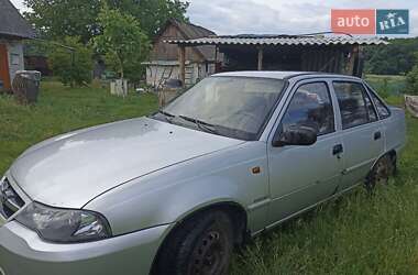Седан Daewoo Nexia 2012 в 