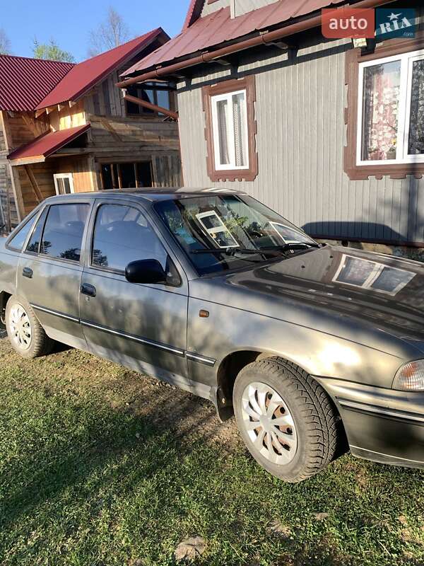 Седан Daewoo Nexia 2004 в Івано-Франківську