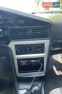 Седан Daewoo Nexia 2010 в 