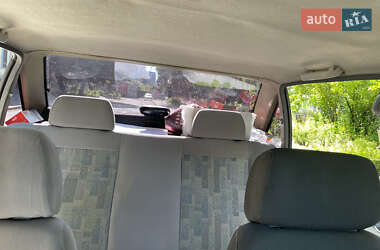 Седан Daewoo Nexia 2010 в 