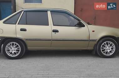 Седан Daewoo Nexia 2008 в 