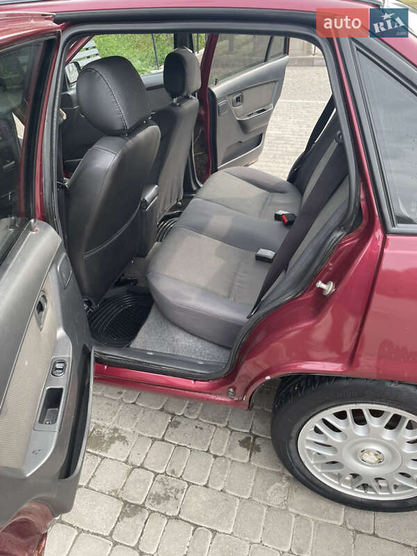 Седан Daewoo Nexia 2008 в Львові