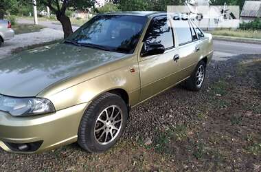 Седан Daewoo Nexia 2008 в Краматорске