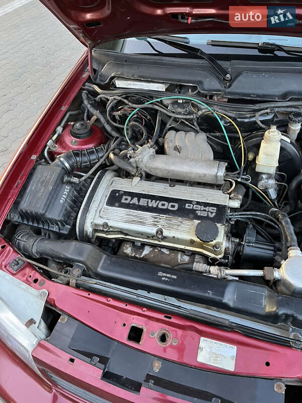 Седан Daewoo Nexia 1996 в Днепре