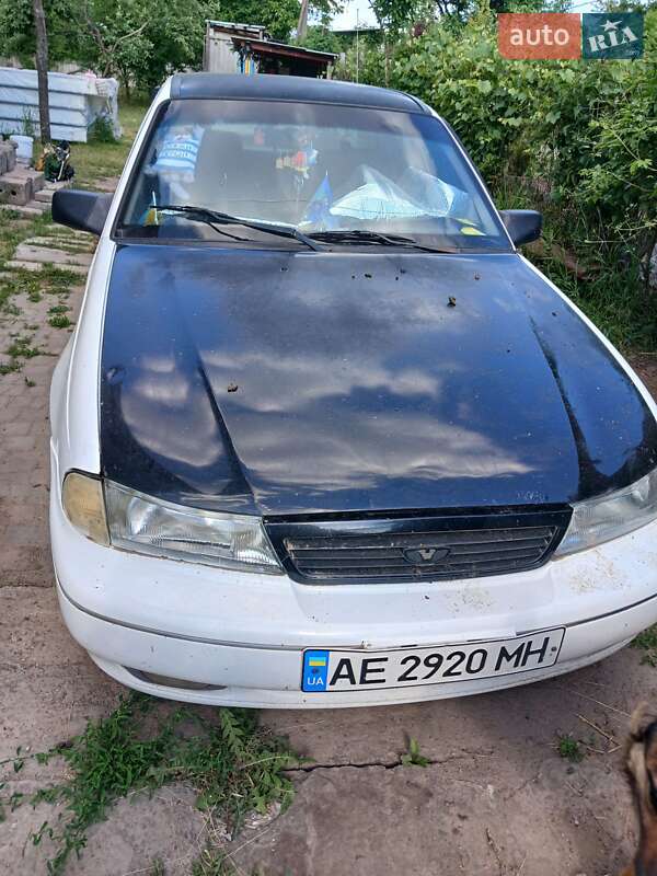 Седан Daewoo Nexia 1995 в Дніпрі