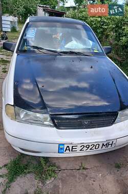 Седан Daewoo Nexia 1995 в 