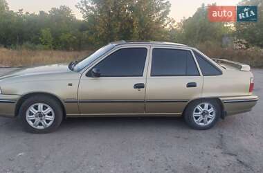 Седан Daewoo Nexia 2006 в 