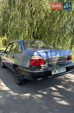 Седан Daewoo Nexia 2007 в 