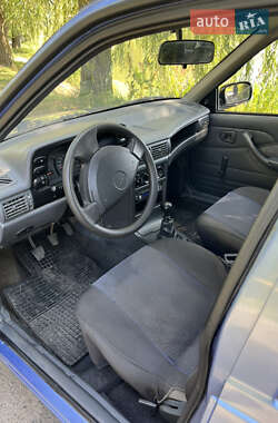 Седан Daewoo Nexia 2007 в 