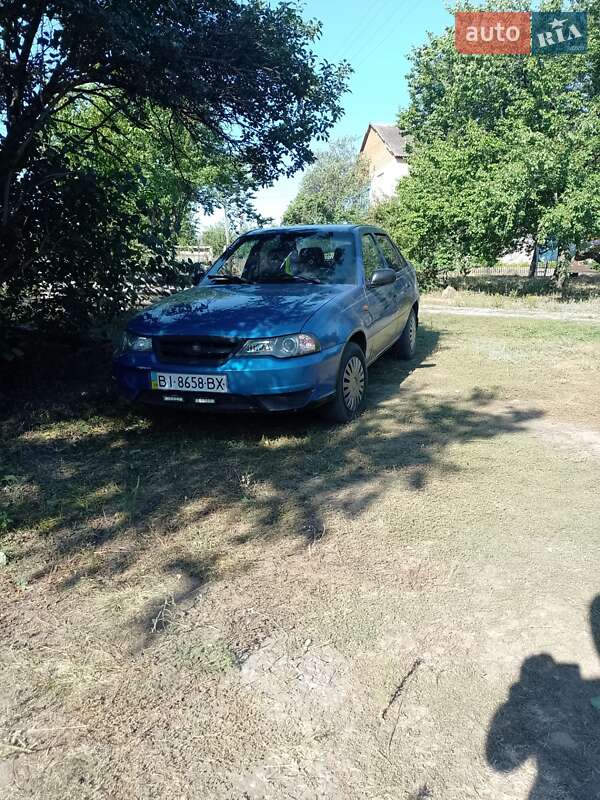 Седан Daewoo Nexia 2010 в 