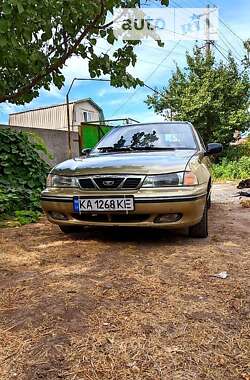 Седан Daewoo Nexia 2004 в Днепре