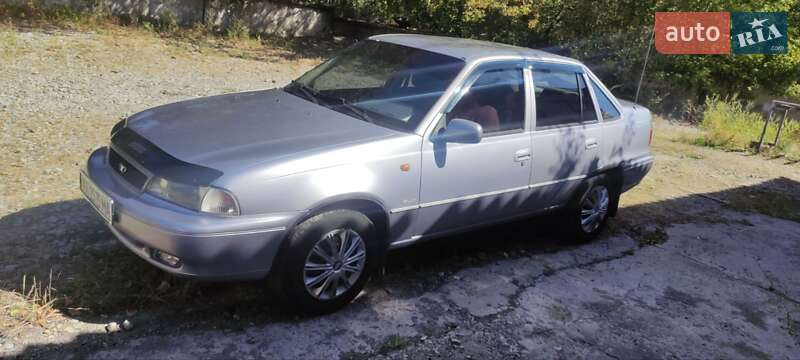 Седан Daewoo Nexia 1997 в Городенке