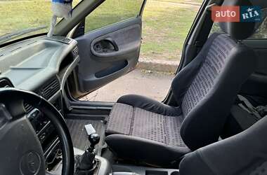 Седан Daewoo Nexia 2006 в 