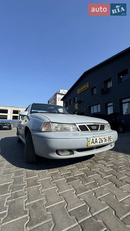 Седан Daewoo Nexia 1997 в Киеве