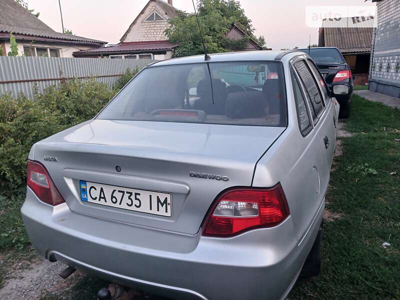 Седан Daewoo Nexia 2011 в Звенигородке