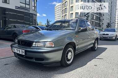 Седан Daewoo Nexia 2007 в Львове