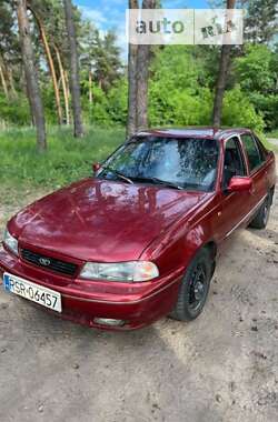 Седан Daewoo Nexia 1997 в Херсоні