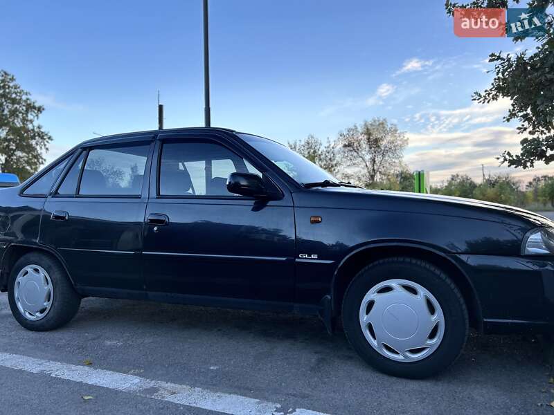 Седан Daewoo Nexia 2012 в Казатине