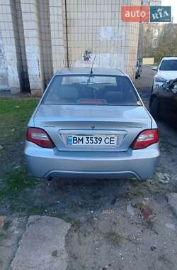 Седан Daewoo Nexia 2012 в 