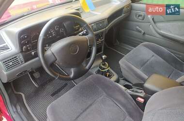 Седан Daewoo Nexia 2007 в 