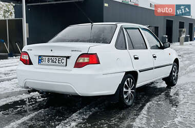 Седан Daewoo Nexia 2008 в Полтаве