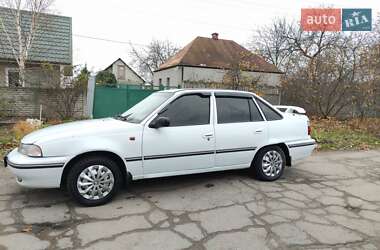 Седан Daewoo Nexia 2004 в Новомосковске