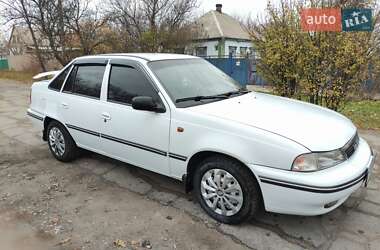 Седан Daewoo Nexia 2004 в Новомосковске