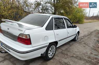 Седан Daewoo Nexia 2004 в Новомосковске