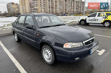 Седан Daewoo Nexia 2008 в Киеве