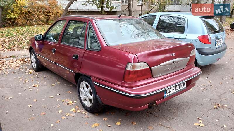 Седан Daewoo Nexia 2007 в Сумах