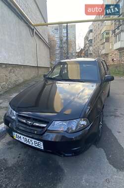 Седан Daewoo Nexia 2011 в Житомире