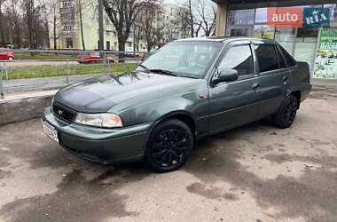 Седан Daewoo Nexia 2003 в Ровно