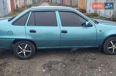 Седан Daewoo Nexia 2008 в 