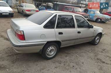 Седан Daewoo Nexia 2005 в 