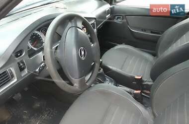Седан Daewoo Nexia 2011 в 