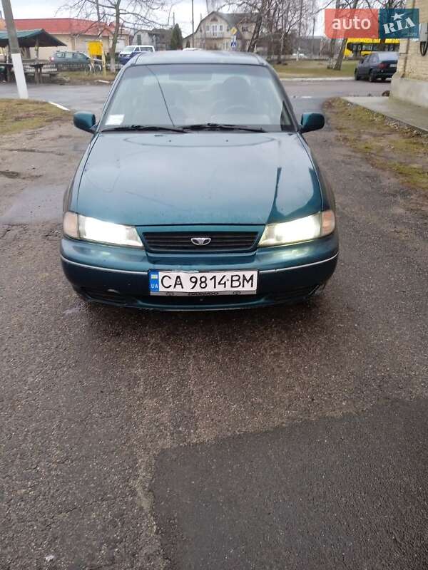 Седан Daewoo Nexia 1997 в Черкассах