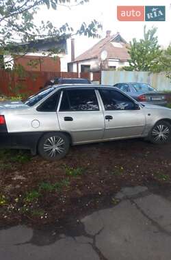 Седан Daewoo Nexia 2012 в 
