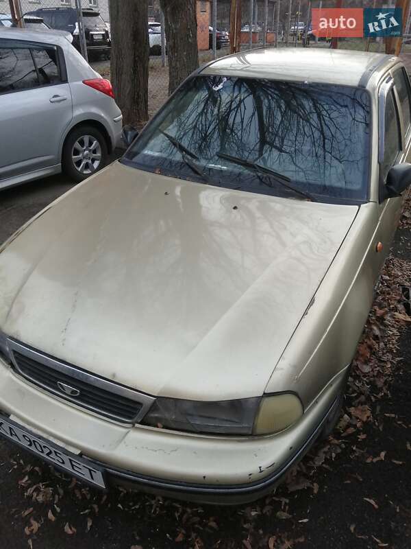 Седан Daewoo Nexia 2008 в Киеве