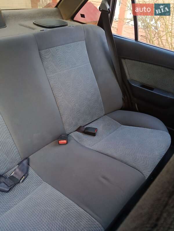 Седан Daewoo Nexia 2011 в Дубні