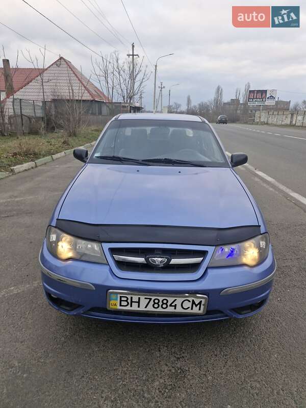 Седан Daewoo Nexia 2008 в 